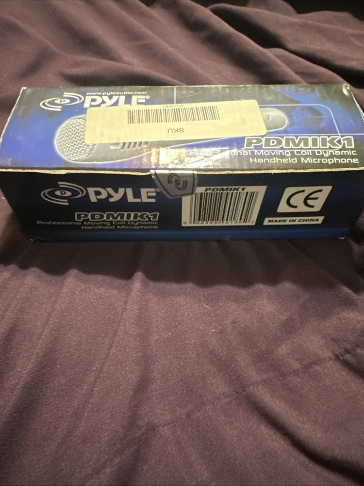 Pyle – PDMIK1 – Professional Moving Coil Dynamic Handheld Microphone