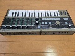 KORG microKORG Synthesizer Vocoder 37-Key Analog Modeling Keyboard w/ Adapter