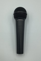 Behringer ULTRAVOICE XM8500 Dynamic Vocal Cardioid Microphone