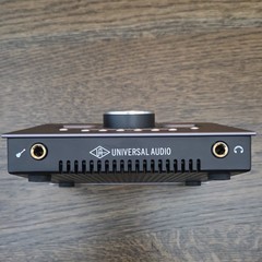 Universal Audio Apollo Twin X | NEVER USED | DOES NOT COME WITH CORDS