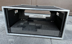 Master Cases (Anvil-like) Hard Rack Case BXL-686 5 RU Rack Enclosure