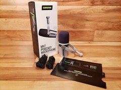 Shure MV7-S Microphone for Podcasting, Streaming & Gaming Silver Free 2 Day Ship
