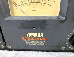 Yamaha PC2002M Professional Power Amplifier AC100V 50/60Hz Vintage 1982 Japan