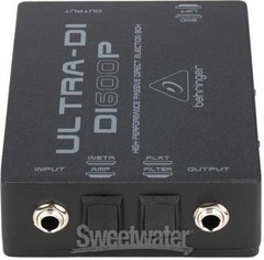 Behringer Ultra-DI DI600P 1-channel Passive Microphone / Instrument Direct Box