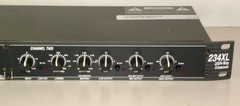 DBX Professional 2-Channel 2/3/4 Way Crossover ~ UnTested ~ Good Condition