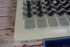 Arturia SPARK Creative Drum Machine Pad Controller fast ship from JP unit only