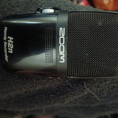 Zoom H2n Handy Recorder Handheld Digital Recorder Built-In Mics USB