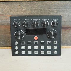 Squarock V8S Mixer Podcast Controller Black Sound Board