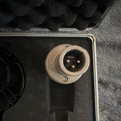 AKG C 3000 B Condenser Microphone Silver w/ Shock Mount, Case, Adjustable Gain