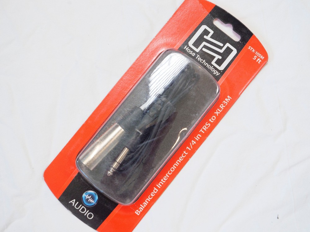 Hosa STX-105M Balanced Interconnect, 1/4 in TRS to XLR3M, 5 ft (S1-2)