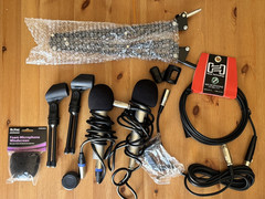 Audio-Technica ATR2100-USB Handheld Microphones + Neewer mic mount + accessories