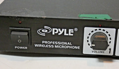 Vintage PYLE Professional Wireless Mic System PDWM 8700 Powers On Un-Tested