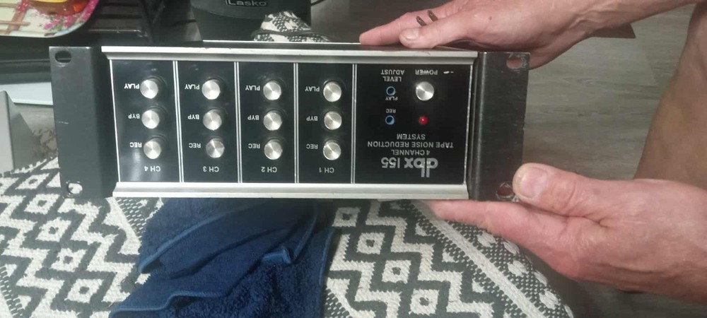 DBX 155 Vintage Rack Mount Dual-Channel Tape Noise Reduction System 4 Channel