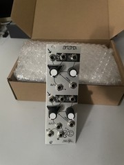 Make Noise Optomix Rev 1 Low Pass Gate Eurorack Synthesizer Module