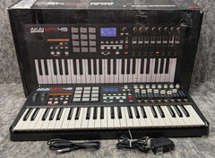 Akai Professional MPK49 – USB/MIDI Keyboard Controller – Popped Out F8 Lever