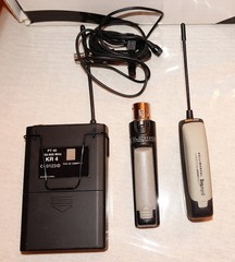 AKG WMS40 SR40 diversity Receiver (2 SETS COLOR GREY AND PINK)