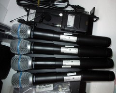 SHURE ULXD4Q-V50, 4 x ULXD2-V50 BETA87A & BETA87C Wireless Microphone & Receiver