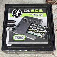 Mackie DL806 8-Channel Digital Mixer iPad Control Lightning Wireless Phantom