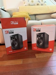 JBL Speaker 305P MkII Powered Studio Monitor 82W 5in XLR/TRS Wired Black
