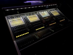DiGiCo D5 Digital Mixing Console – Touch Faders, Case Included – Good Condition