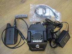 Shure GLXD16 Digital Wireless Guitar Pedal System. Has Spare Ion Battery & Cable
