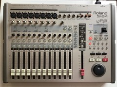 Roland SI-24 Studio Interface 56 kHz 24-bit in excellent condition