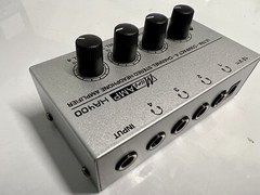 MICROAMP HA400 Ultra-Compact 4 Channel Stereo Headphone Amplifier