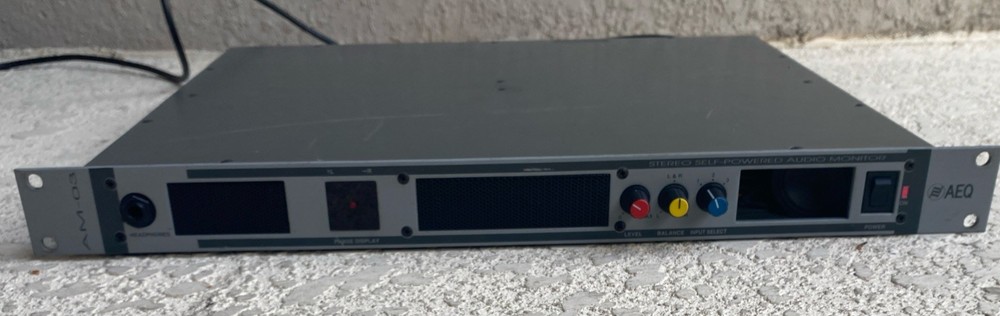 AEQ AM-03 Broadcast Stereo Self-Powered Analog Audio Monitor