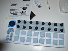 Arturia BeatStep MIDI Controller & 16‑Step Sequencer – USB, CV/Gate