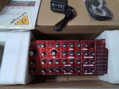 Behringer Synthesizer Neutron Paraphonic Analog Semi-Modular