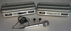 2 Peavey PVM Microphone Hardshell Storage Case With 1 Realistic Mic 33985A