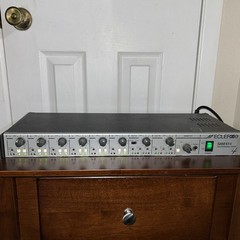 ECLER SAM614 PROFESSIONAL 19″ AUDIO MIXER 6 4xMIC 2xOUTPUT