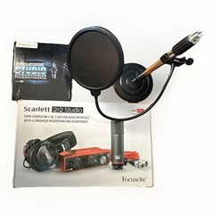2 MIC Combo: Focusrite Scarlett 2i2 STUDIO 3RD Gen+ Studio Mic + Stands + More