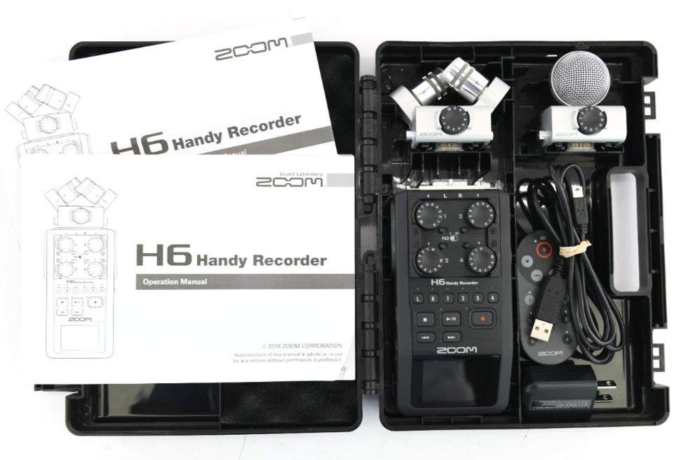 Zoom H6 Handy Recorder W/ Case & Accessories – Highly Portable – Great Condition