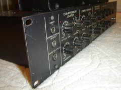 Ibanez UE405 Multi Effects, Original Black Version with Footswitch, Vintage Rack