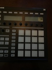 Native Instruments MASCHINE MK2 (Software not included) (TESTED)