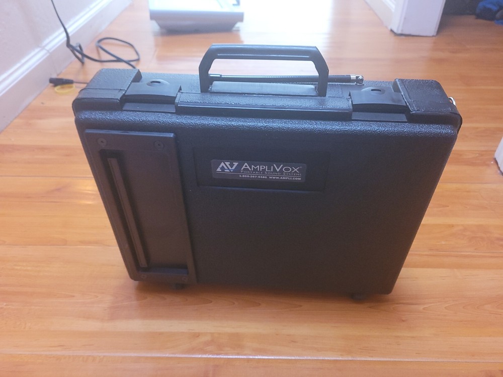 Amplivox Portable Sound Systems Model SW222