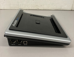 ALESIS iO Dock Professional Pro Audio iPad Docking System Unit