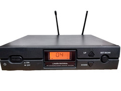 Audio-Technica ATW-R2100 UHF Synthesized Diversity Receiver 655-680 MHz w/ Power