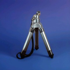 Radio Shack mini Adjustable tripod stand 7 in To 10 in W/pouch