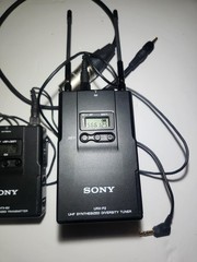 Sony UTX-B2 UHF Transmitter & URX-P2 UHF Tuner, Lavalier Microphone, XLR Output