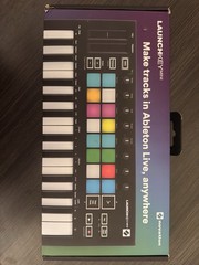 Novation Launchkey Mini Mk3 25 Mini-key Midi Keyboard Controller