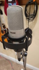 Shure KSM27 Large Diaphragm Condenser Microphone w/ Shock Mount – Excellent