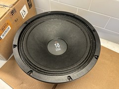 18 Sound 12MB700C Very High Output MidBass Ferrit Transducer AES Power 450W