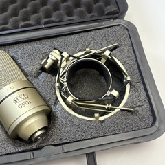 MXL 990 Large Diaphragm Condenser Microphone XLR with Shock Mount & Case