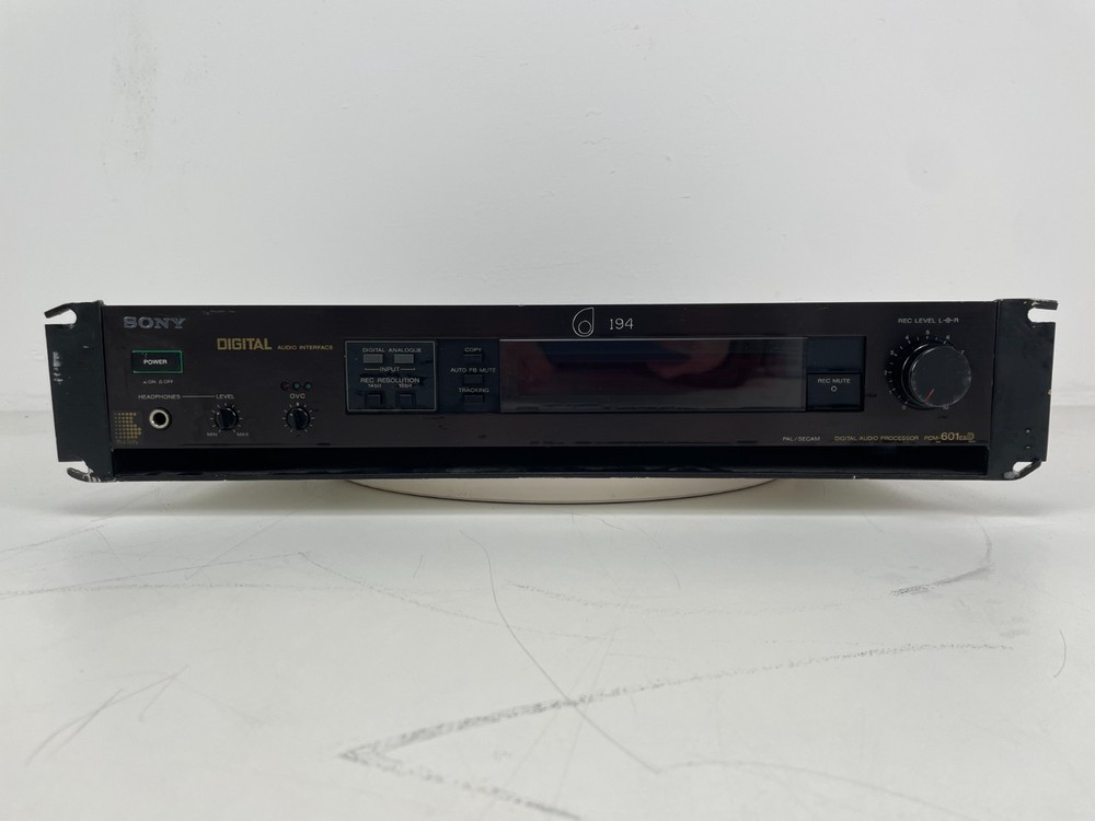 Sony PCM-601ESD Digital Audio Interface – In 19“ Rack mount