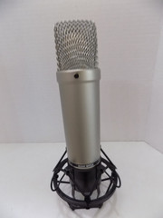 Rode NT1-A P48 Cardioid Condenser Microphone Studio w/SMI Shock Mount Pouch Box