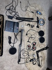 Harbinger Lvl Podcast Lot Microphones Tonor Stands Cords Filters