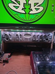 AVALON Vt 737sp Vacuum Tube Preamp/Channel Strip, Low Hours