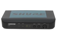 Shure BLX-14 Wireless System & Tan Earset Mic Microphone